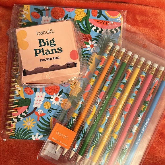 Back to School Gift Bundle - Picture 3 of 9